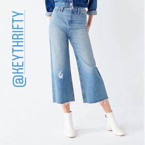 Urban Outfitters Cropped Denim Jeans size 28